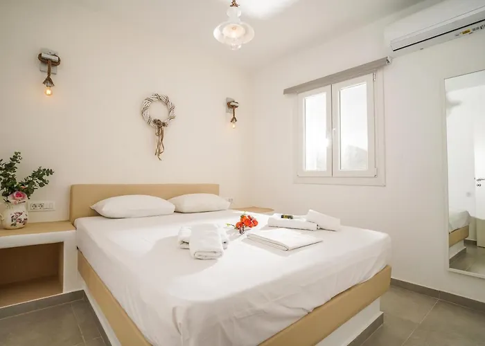 Venus Myconian Residences * カラファティス